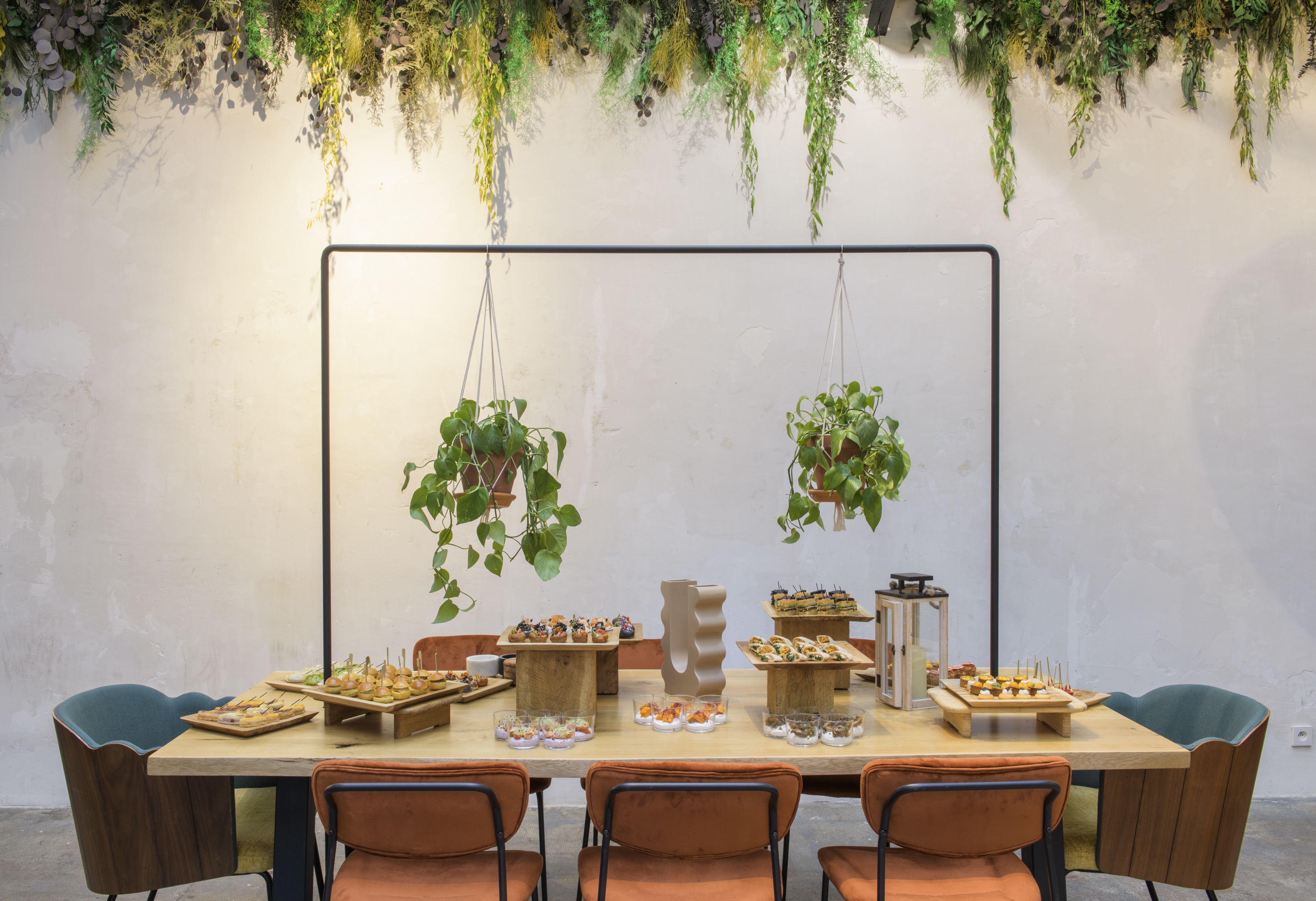 Buffet lunch convivial pour déjeuner professionnel